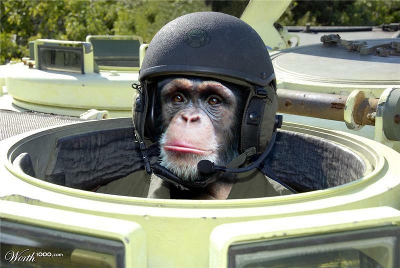 Мартышка и танк. басня