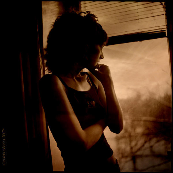 Я стала реже тебя вспоминать