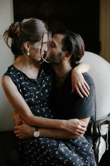 ОН влюбился в НЕЁ сразу...