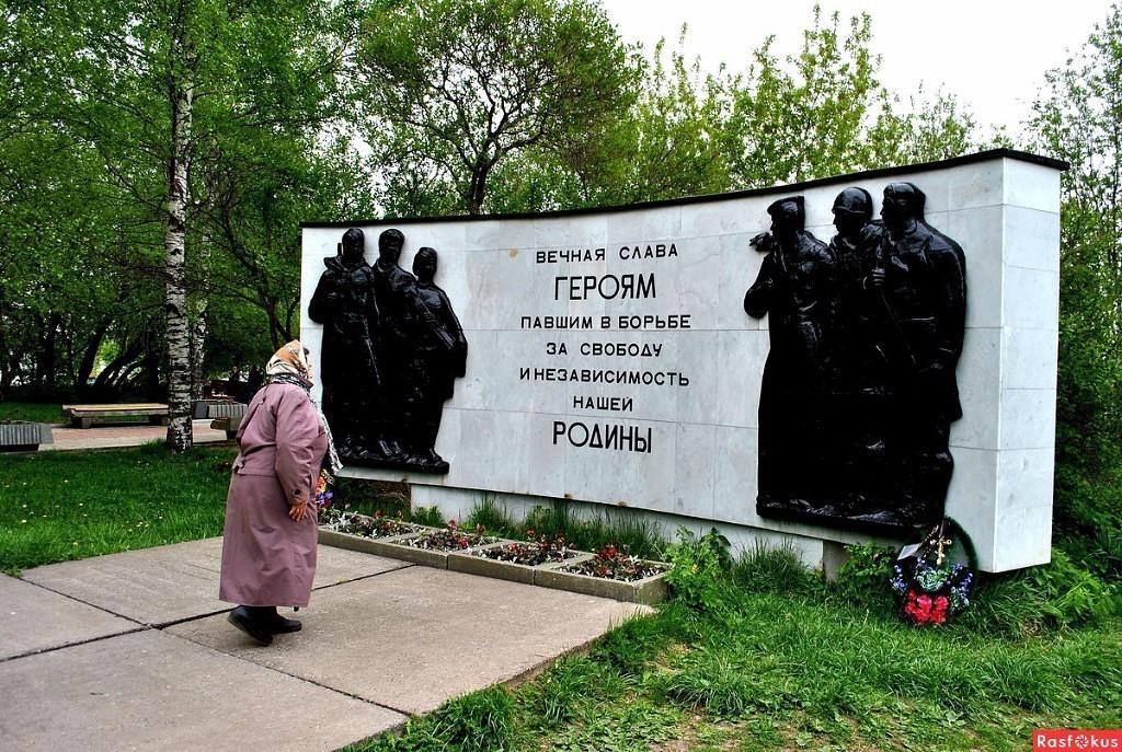 СОЛДАТКА (акро)