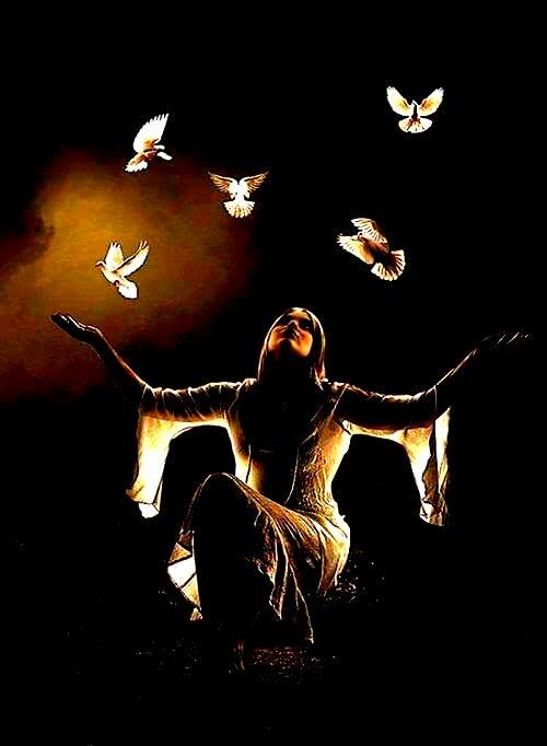 Снег — не саваном, нет...