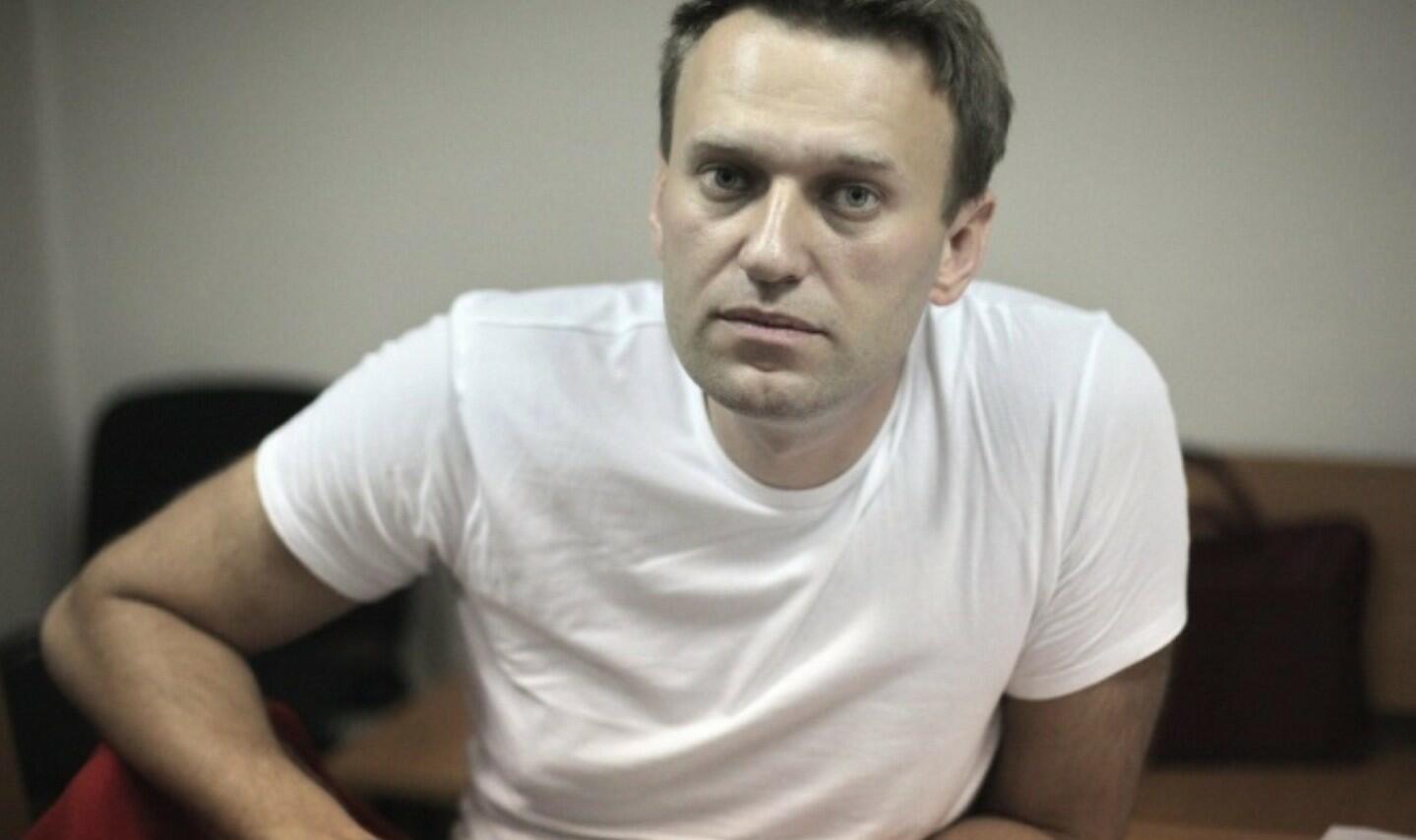 Хичкок & Лица, Склонные к побегу