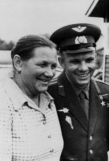 МАТЕРИ ГАГАРИНА