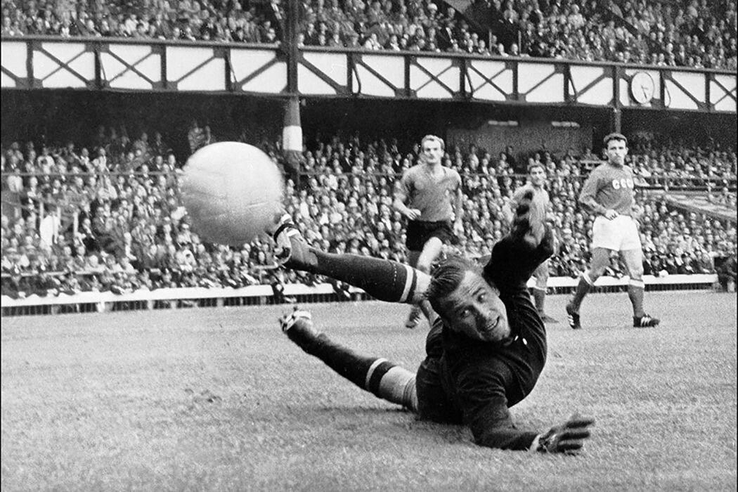 Я играл без зубов...