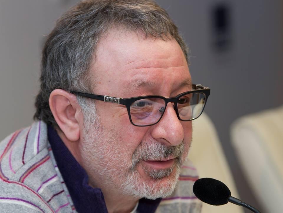 Старый самолет (Евгению Маргулису)