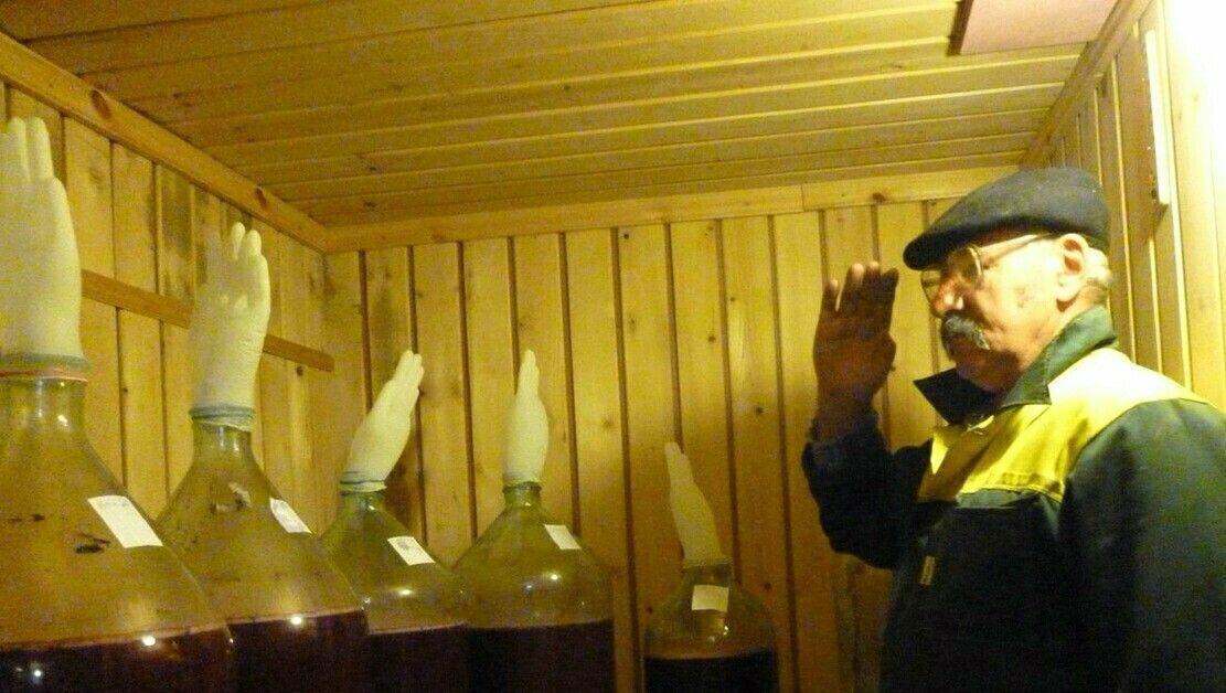 Погребок против санкций