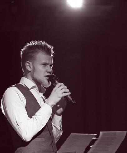 Комната выстыла...