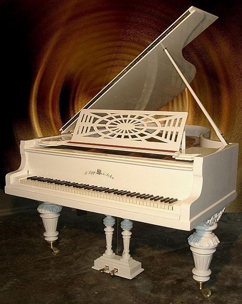 В душе пусть звук рояля отзовется!