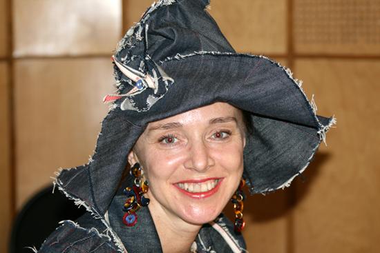 ВИЛОЛЕТТЕ ЛИТВИНОВОЙ