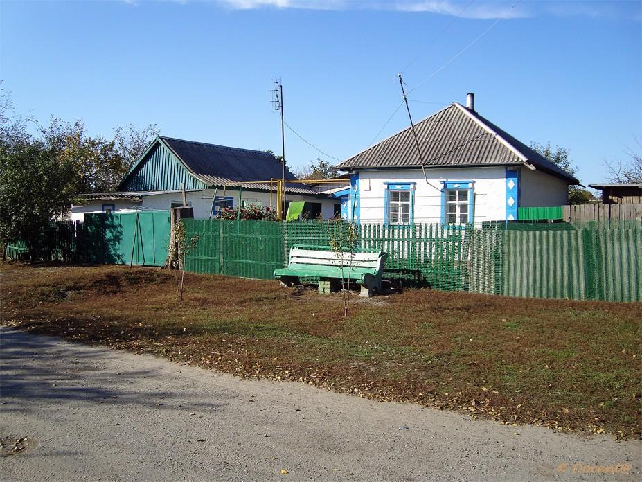 Хочу я лавку у двора