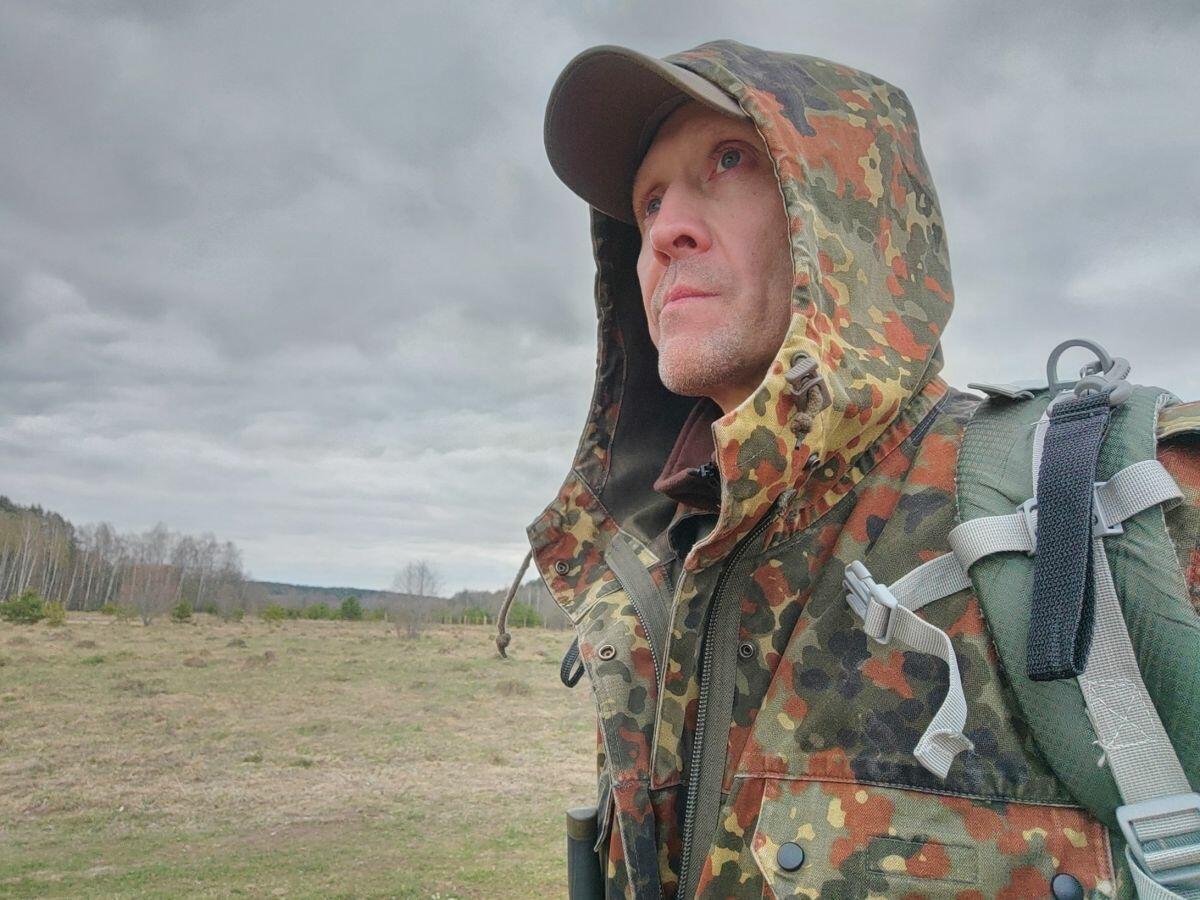 "Мой взор уносится в просторы облаков"