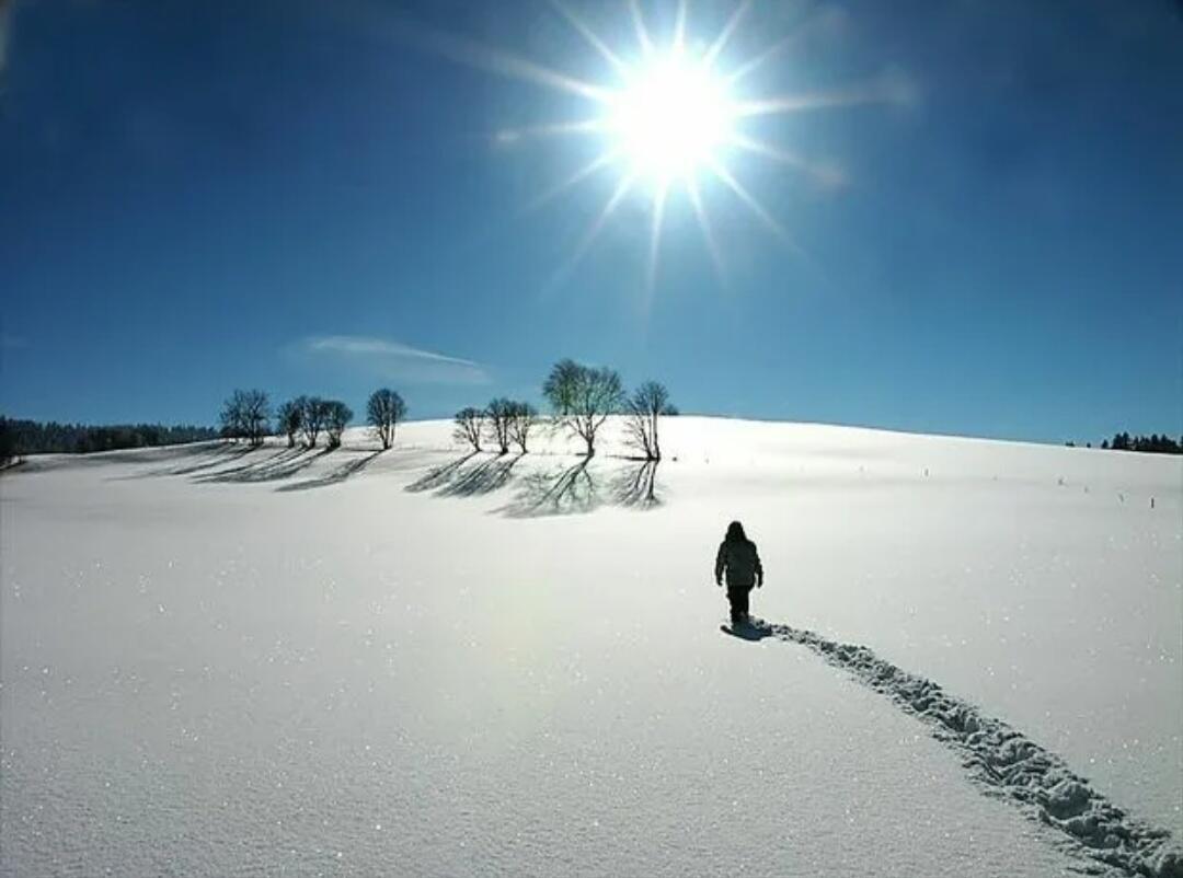 Зима не знает.