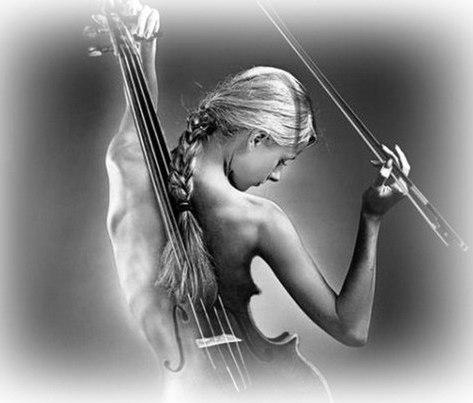 Стекает изморозь с качель...