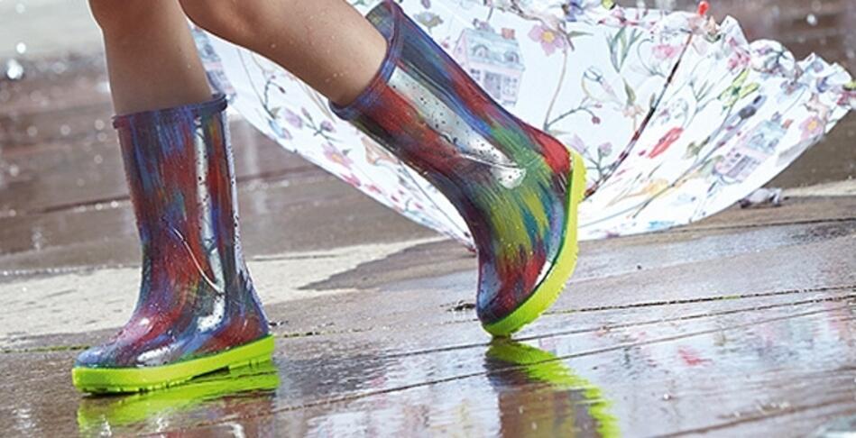 ВЫХОДНОЙ - ( с улыбкой )