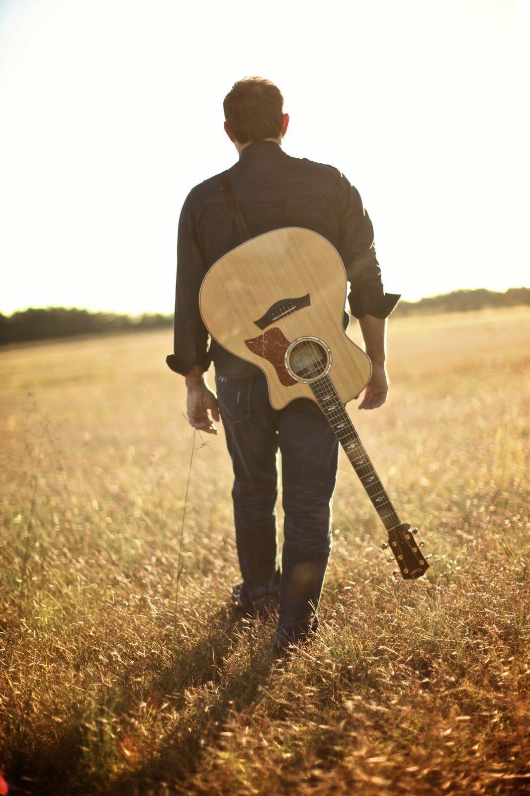 Его воспитывала жизнь