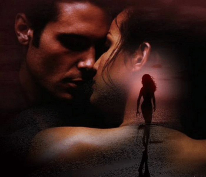 Не отвернусь.