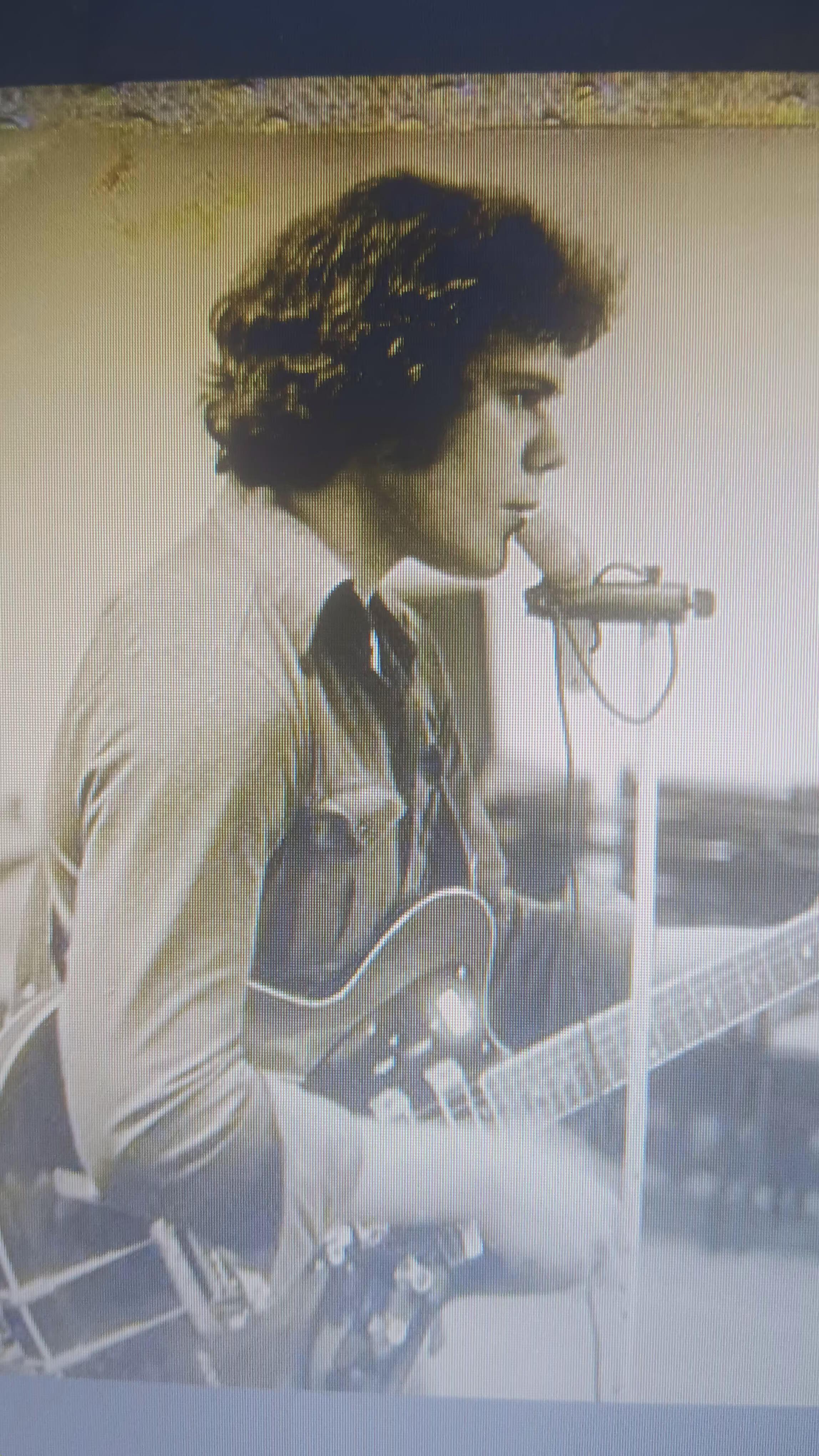 ...порой...шепнёт... Антонов Геннадий