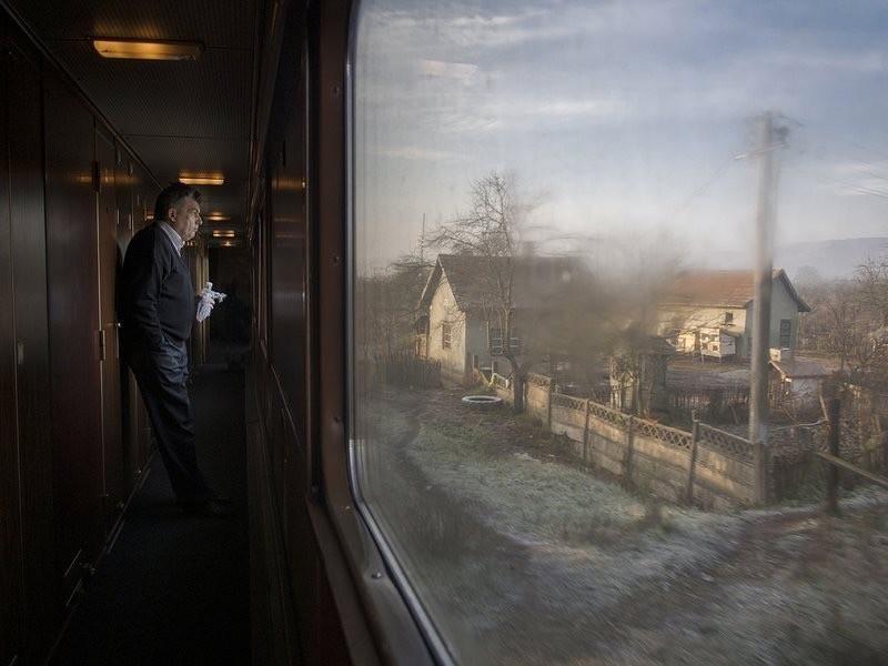 Серые заборы