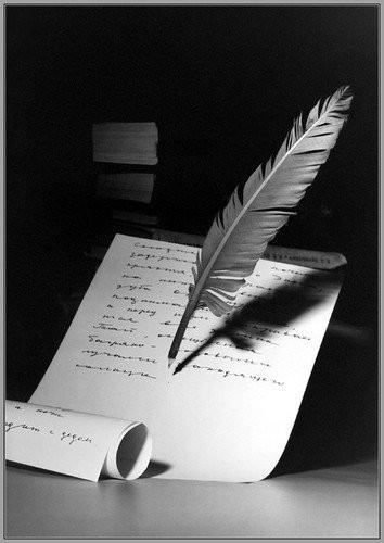 КОМУ НУЖНЫ МОИ СТИХИ..