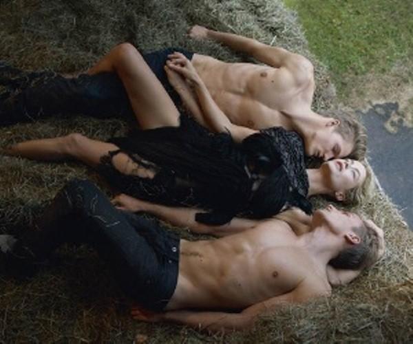 Выл, как плакал, в машине… движок… на подъём…