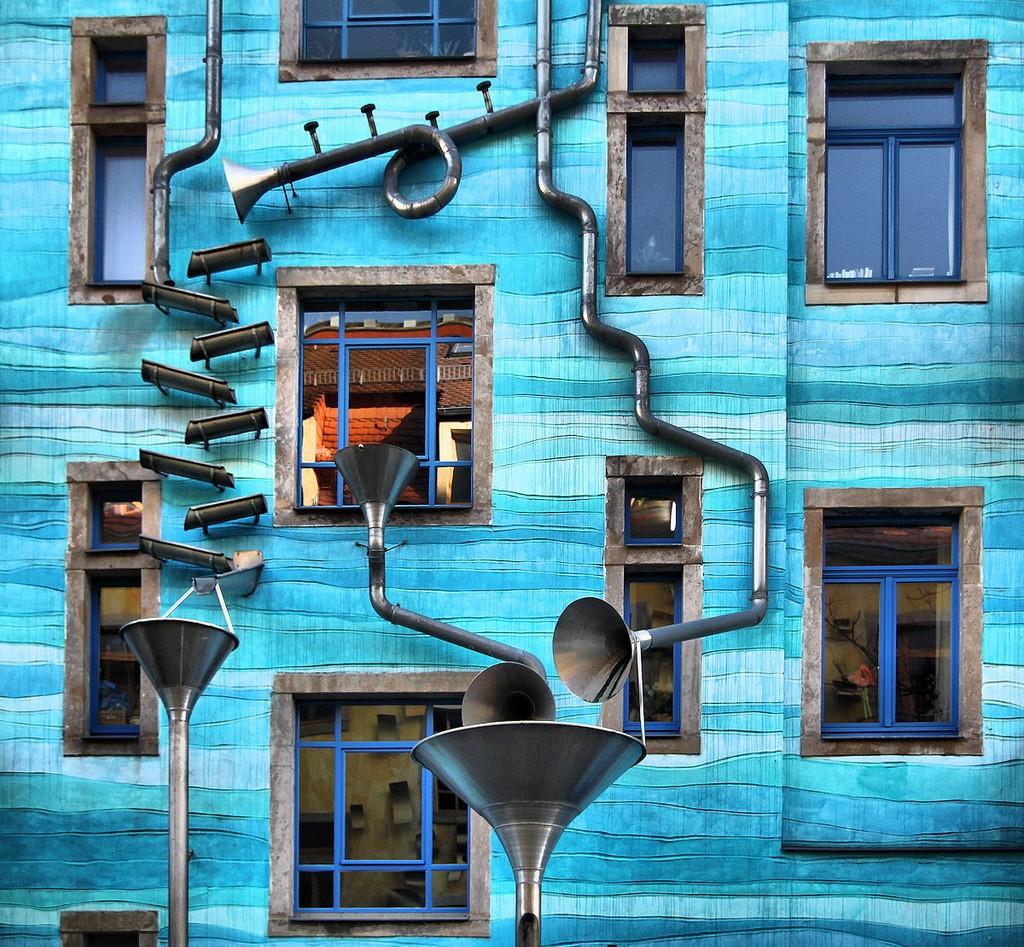 Дымись вода