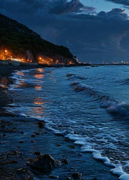 Склоню я голову ..