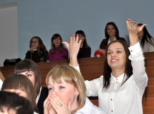 ПОСПЕШИЛ – ВСЕХ НАСМЕШИЛ(акро)