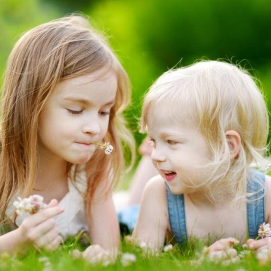 РАЗГОВОРИЛИСЬ ДВЕ ПОДРУЖКИ