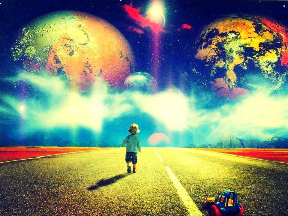 Кричу в сердцах: " Я вас люблю!"