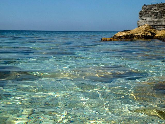 Море грозною стихией