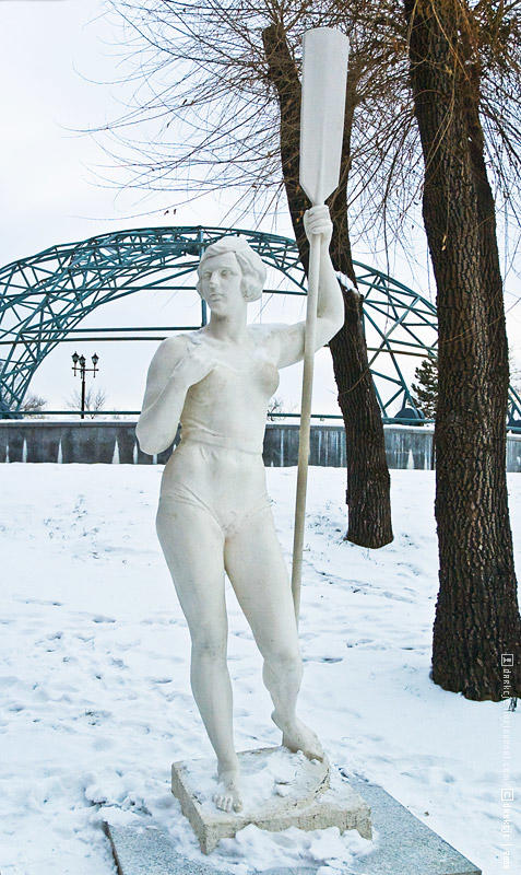 ПРОГУЛКА В ПАРКЕ - (с улыбкой)