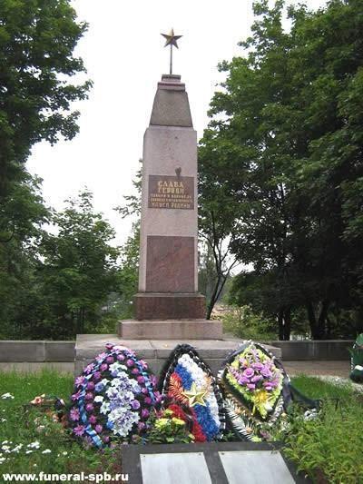 Вся Россия в бескрайних окопах...