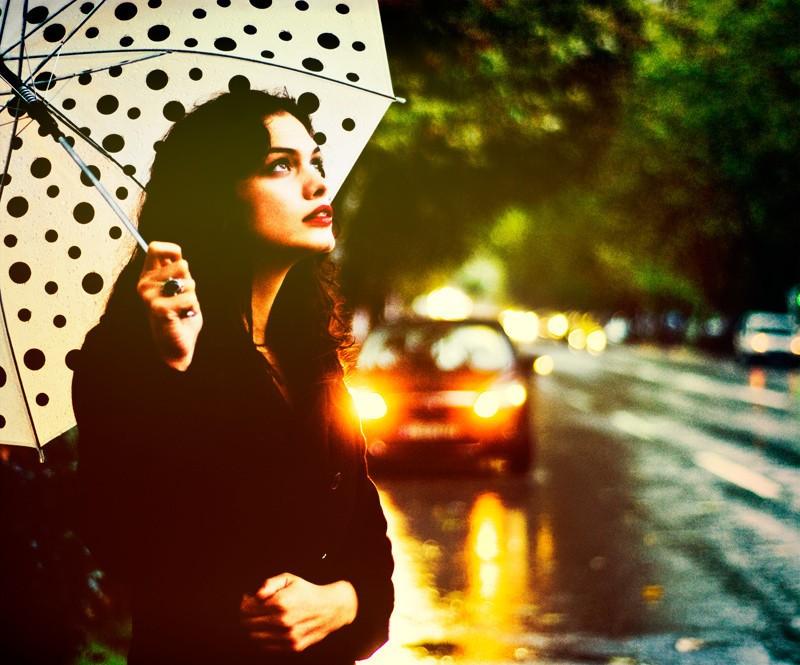 Смуглая девочка