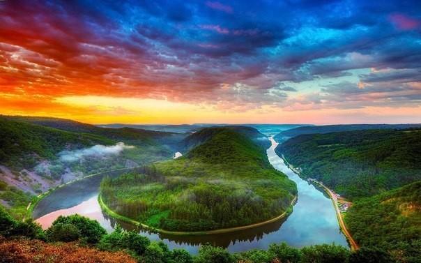 Любви река.