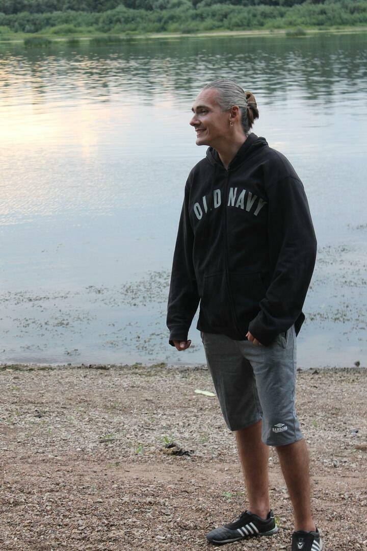 Пасечник Евгений. ***