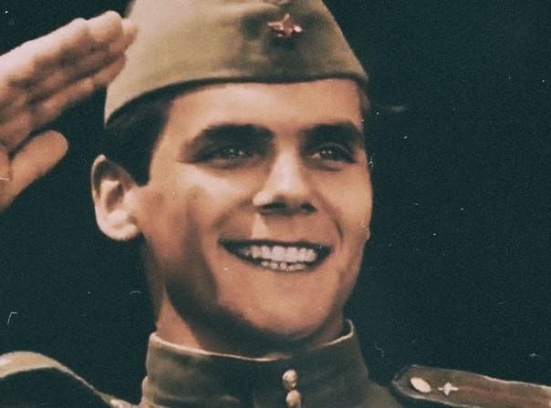 В маленькой рамке...