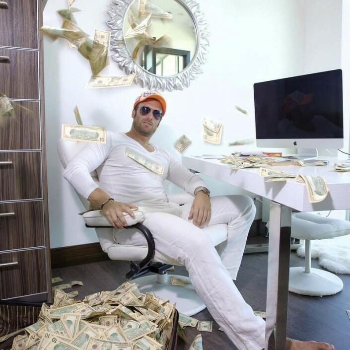 НАСТОЯЩИЙ МУЖЧИНА