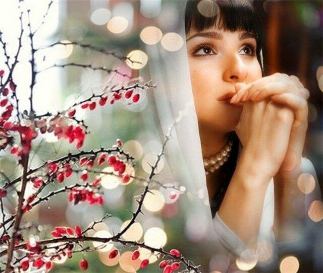 ПОМНЯТ ГУБЫ МОИ