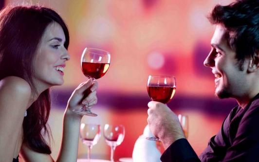 Выпью бокал я вина за любовь!