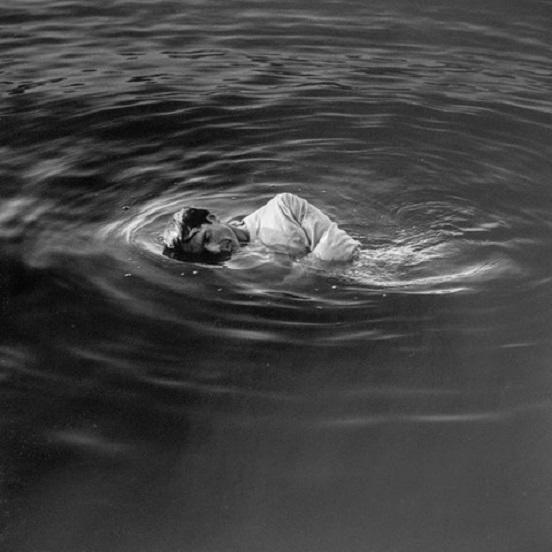 "Я хочу утонуть..." (18.04.2018)