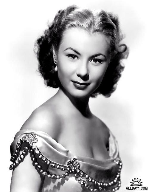 ДВОРЯНСКАЯ ДОЧЬ