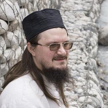 И выпить не грешно...