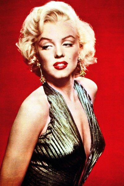 ДЕНЬ БЛОНДИНКИ