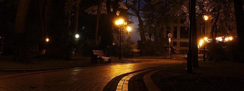 коли доби в минуле потяг рушив...