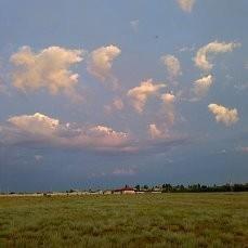 Здесь под облаком...