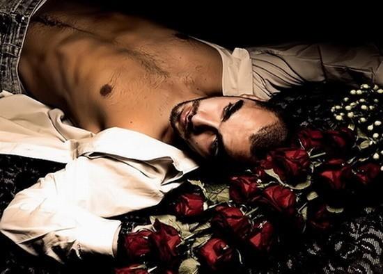 Зачем розы ...  ( Спасибо Льву Дарову ....за мысль ....)