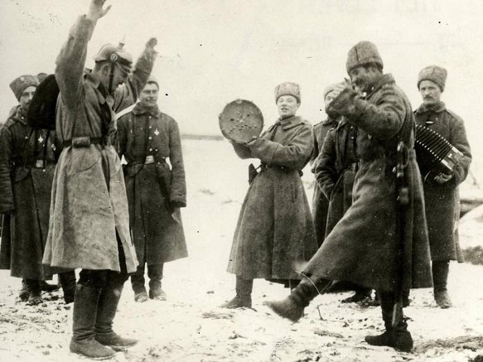 Брататься не престало мне!