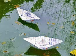 Кораблик бумажный