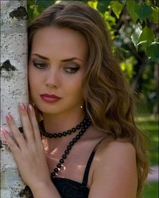 Написала девушка пару горьких строк