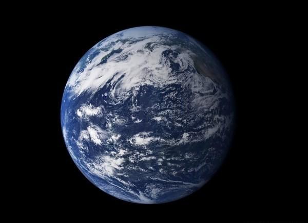 Мечтал я людям с детства рассказать